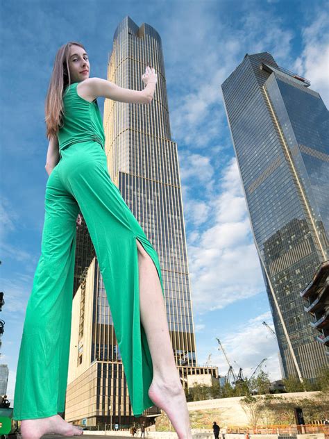 giantess ellie|giantesselle .